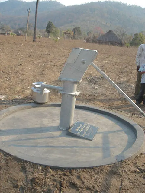 GM providing borewell for drinking water